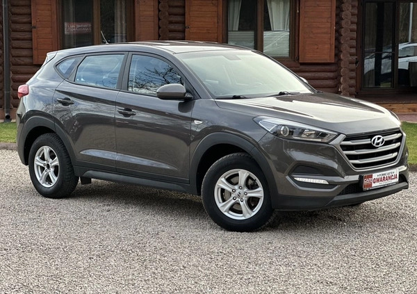 Hyundai Tucson cena 65900 przebieg: 171526, rok produkcji 2016 z Bartoszyce małe 191